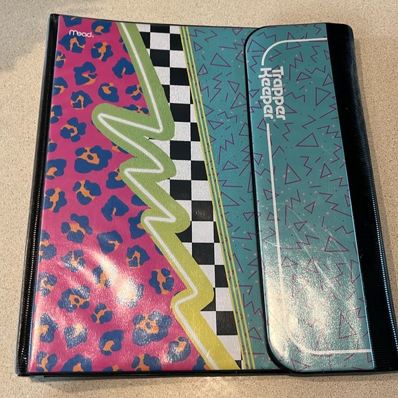 Trapper Keeper binder - Picture 1 of 6